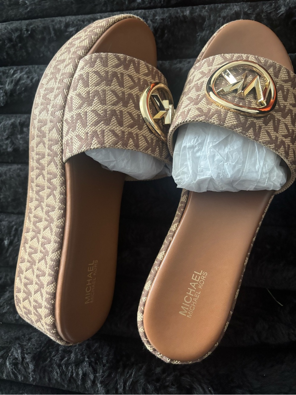 Michael Kors Brown MK Logo Slide Sandals with Gold Emblem. Size 9.5